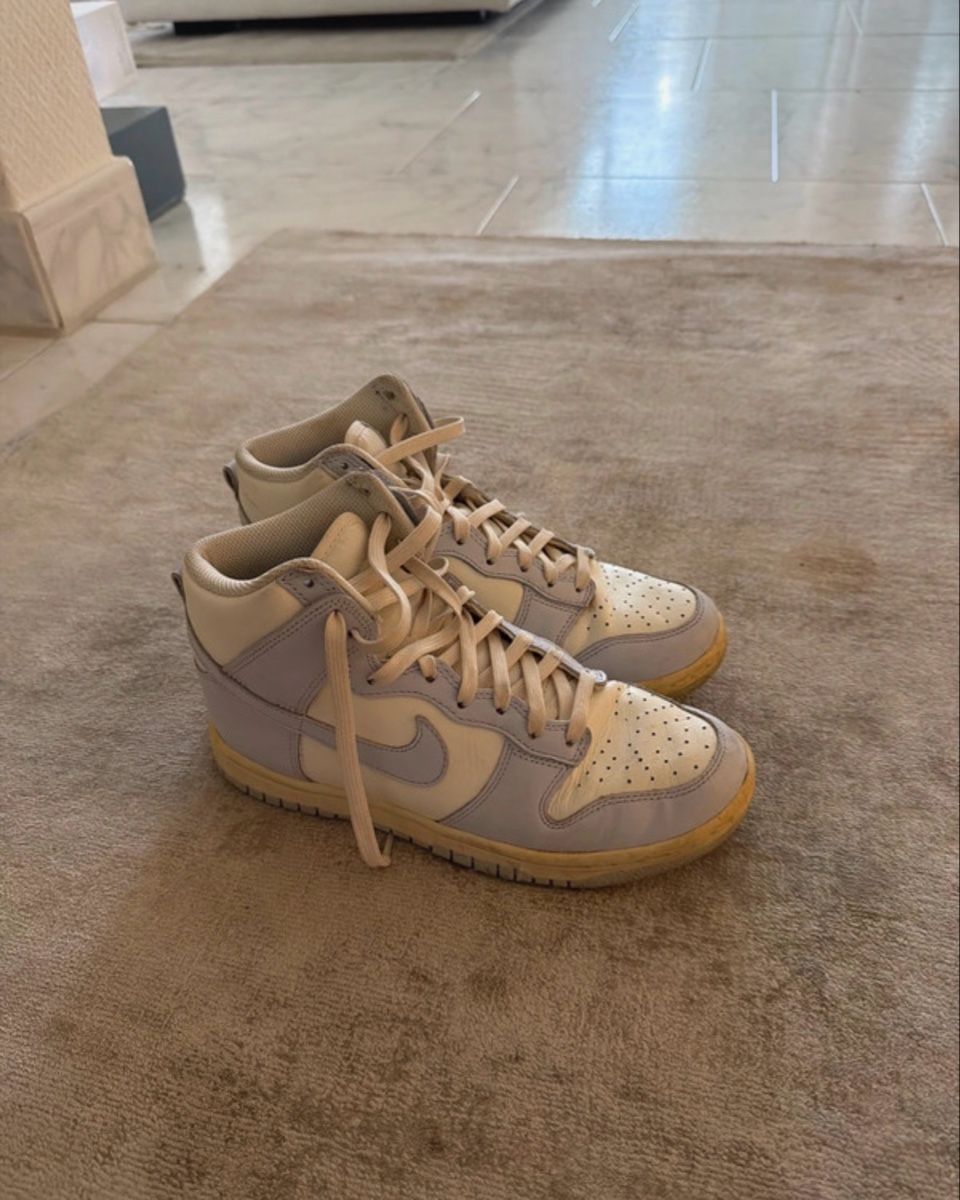 Nike Scarpe da donna: Nike Dunk High Damen Schuhe hellblau Grösse 37.5 – Usato da Erlenbach ZH venduto da LouisaSchroeder 2