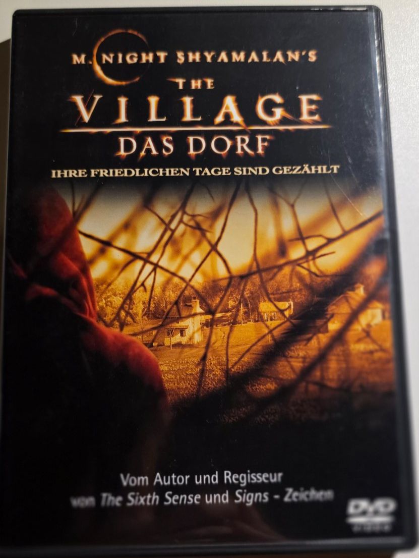 Tutti i DVDs: The Village - Das Dorf DVD – Usato da Niederbipp venduto da Tamara15101995