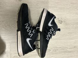 Nike Zoom Vomero 10 Laufschuhe Schwarz Grösse 42.5