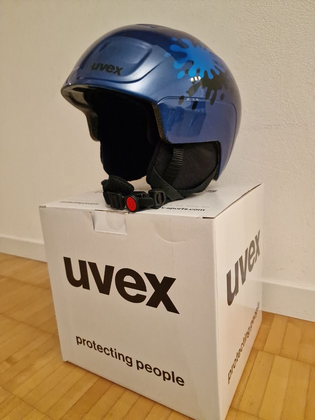 Uvex Caschi: Kinder-Skihelm Uvex, 51-55 cm – Usato da Oftringen venduto da Tunertune 1