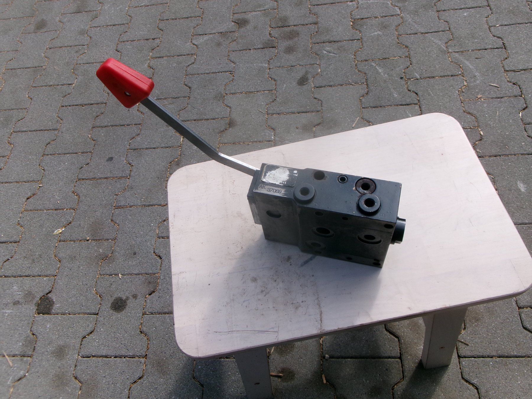 Trattori: AK -Hydraulik  -Doppelwirkendes Steuerventil - – Difettoso da Eschenbach SG venduto da GM-29