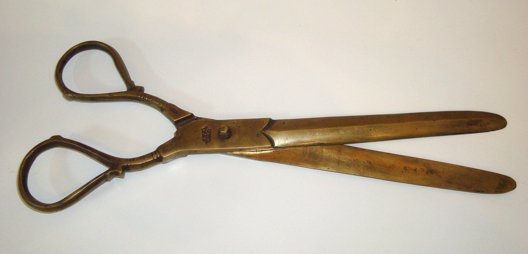 Alle Werkzeuge: sehr grosse, antike Messing - Bronze Schere – Gebraucht aus Oberdorf NW von Lufao