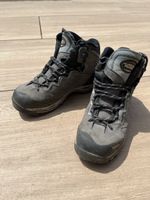 Meindl GoreTex Hiking Boots Size 39 - Perfect for Spring