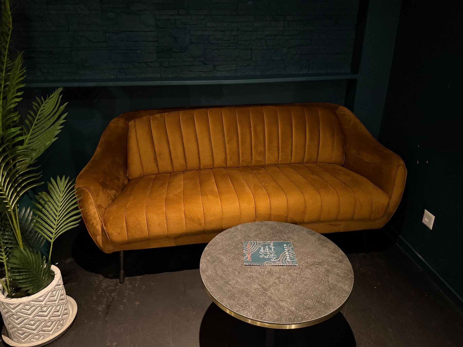 Divani: Sofa Senffarbig – Usato da Härkingen venduto da AS90