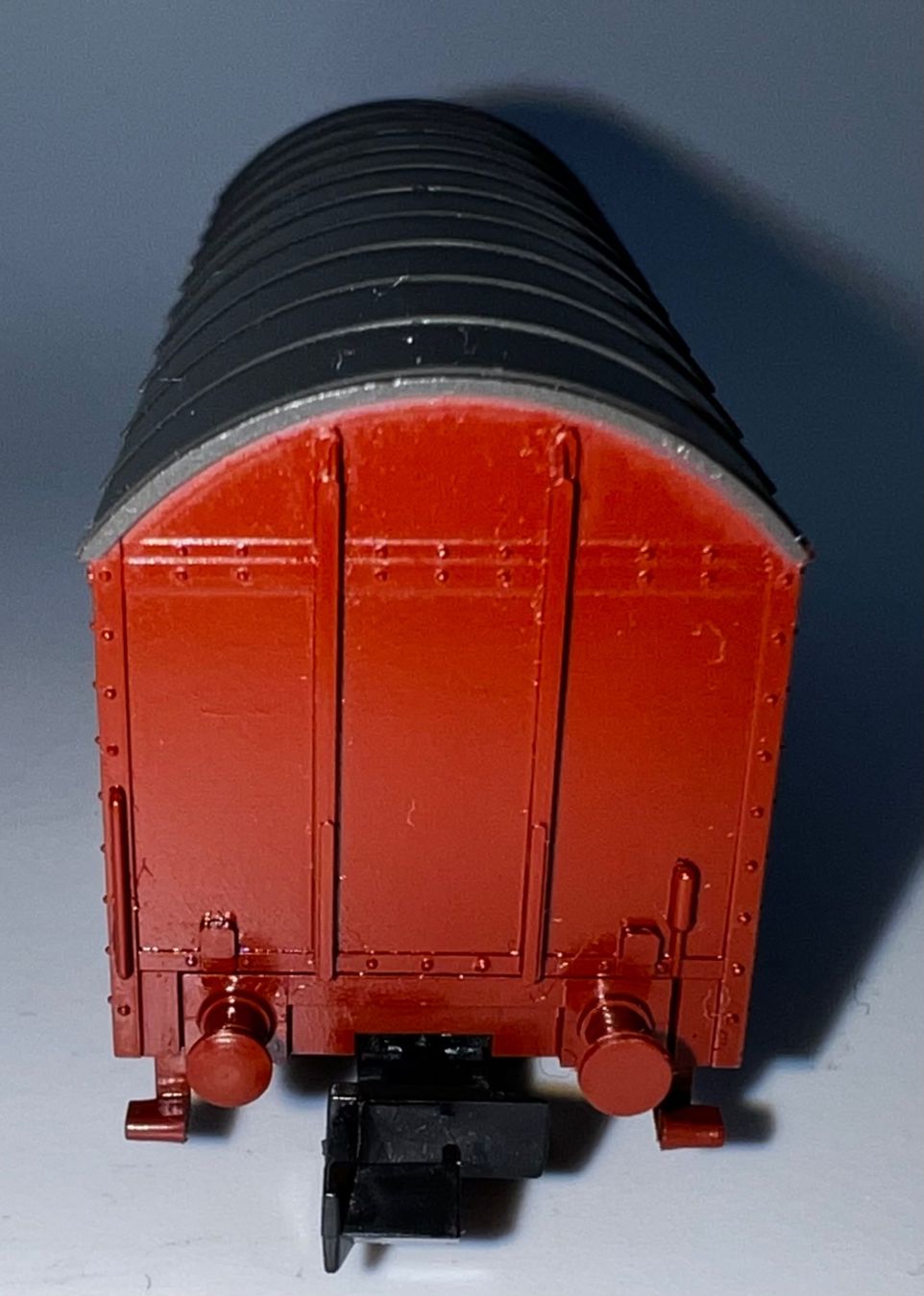 Trix Modellini di ferrovie: Minitrix , geschlossener Güterwagen der DB – Usato da Basel venduto da jonnyhaas 2