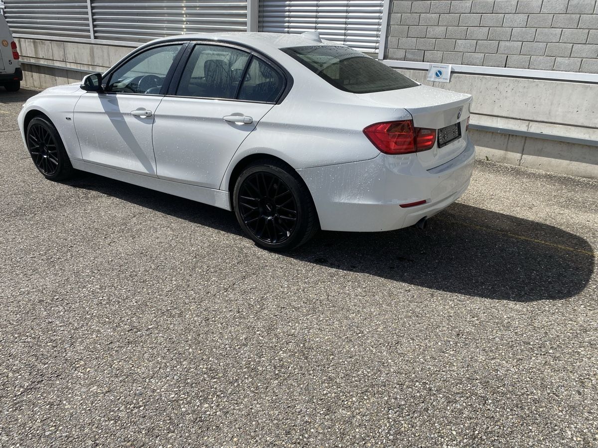 BMW Automobili: BMW 318d F30 – Usato da Schaffhausen venduto da HR-Automotive 2