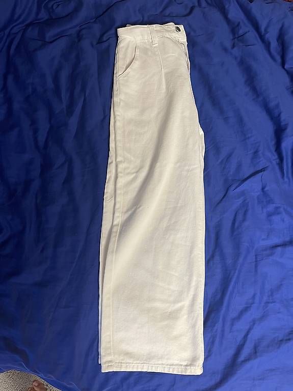 Pantaloni: Weisse breite Hosen Gr. S – Usato da Weisslingen venduto da Fiorellin7 1