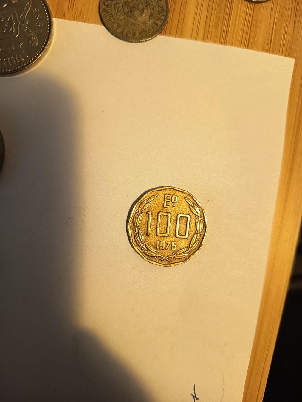 Tutti le monete: 100 escudos 1975 chile   nr 256 – Usato da Wattwil venduto da LuckyLegoandCoins