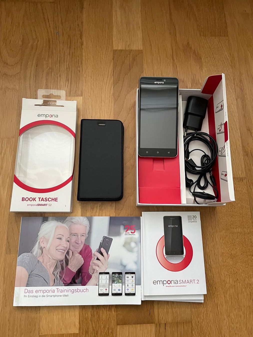 Emporia Telefoni cellulari / Smartphones: Seniorenhandy Emporia Smart 2 – Usato da Zug venduto da Hockey12