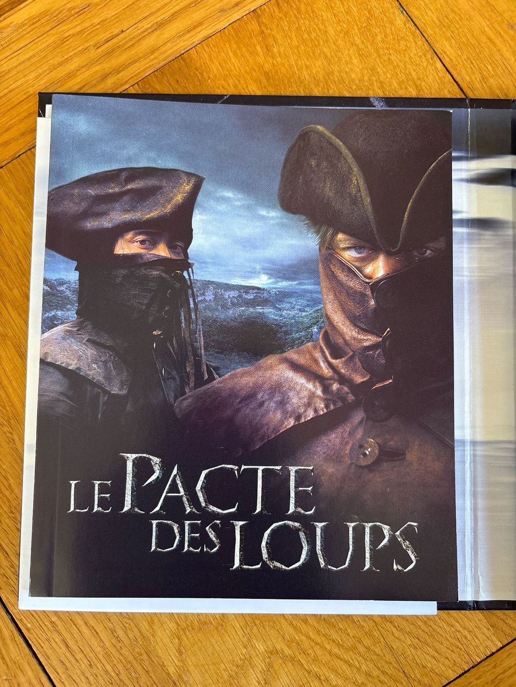 Tutti i DVDs: Le Pacte des Loups Édition Collector DVD – Usato da Genève venduto da Buens4 2