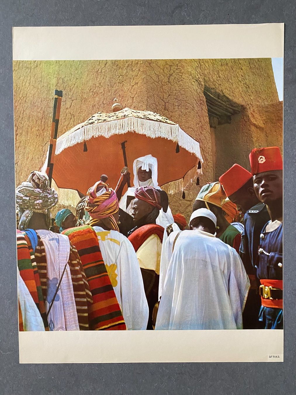 Poster & Bilder: Original Vintage Poster - Emir mit Sonnenschirm – Gebraucht aus Zürich von jesulin05