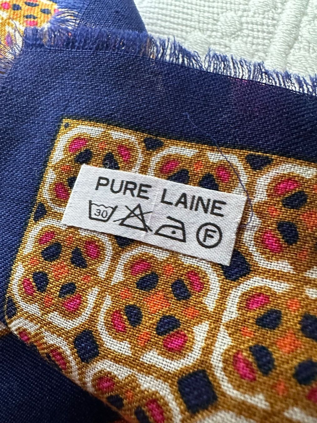 Foulards, Tücher & Schals: WoLLe FouLard – Gebraucht aus Winkel von zeho 1