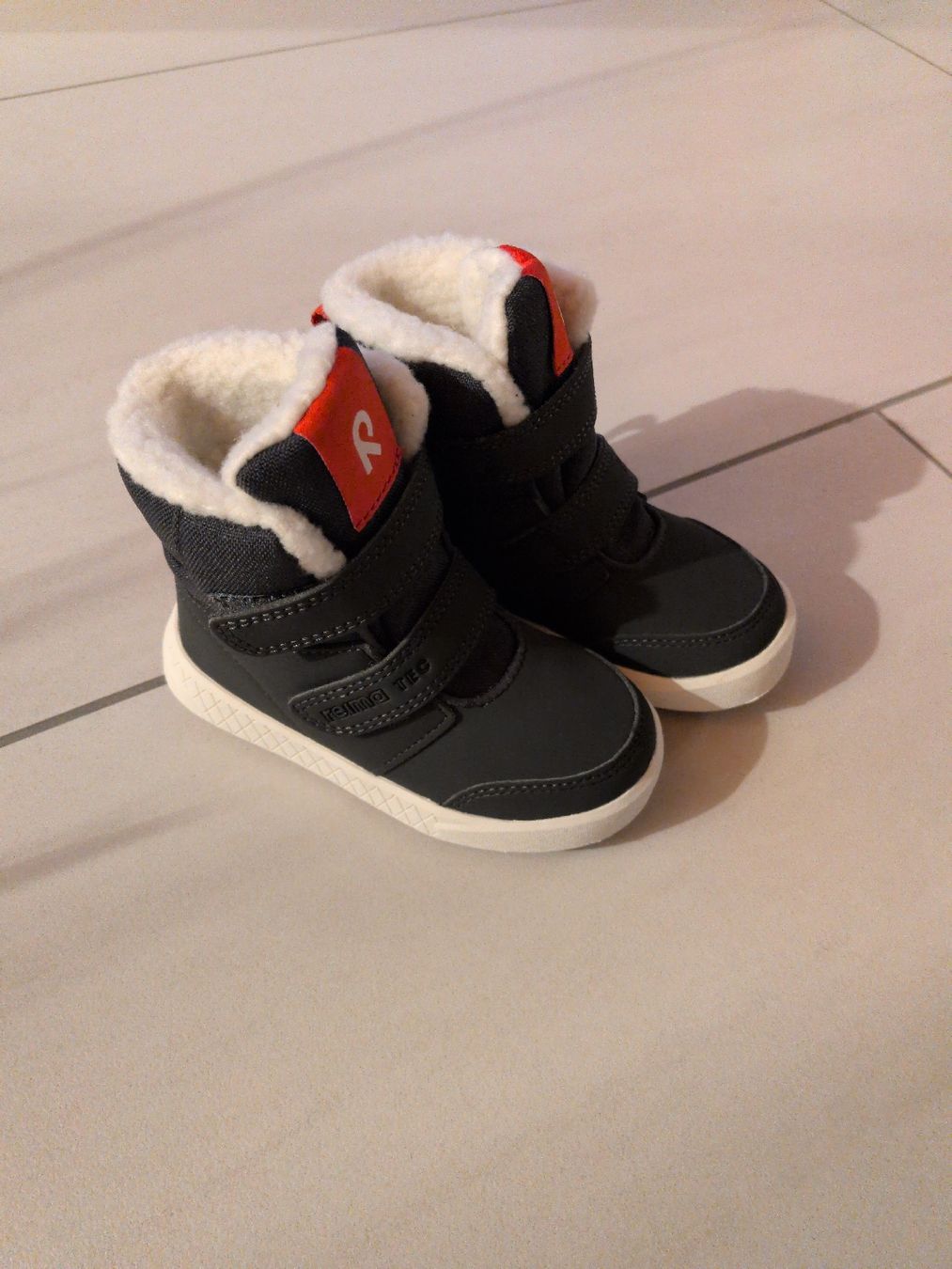 Reima Scarpe per ragazzi: Reima Winterschuhe Pyrytys – Nuovo e nell'imballaggio originale da Rothrist venduto da cor_f9b9