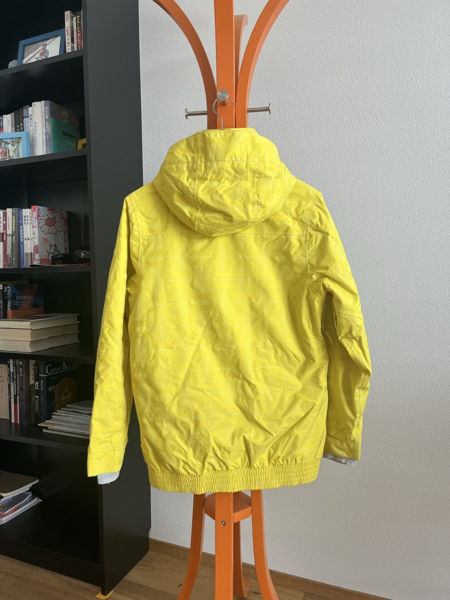 Obscure Jacken: Obscure Ladies Ski Jacket, Yellow, Size 36 – Gebraucht aus Gümligen von caron__ 1