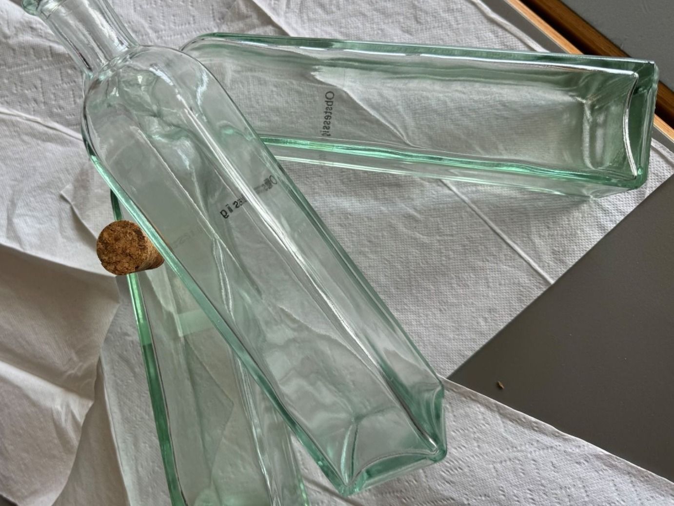 Gas-Geräte & -Technik: Glasflaschen Dekor mit Korkzapfen – Gebraucht aus Hermetschwil-Staffeln von han_75vv 1
