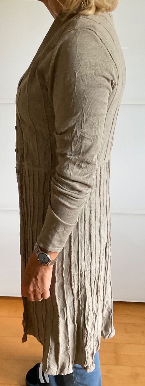 Nile Giacche: Strickjacke lang Nile – Nuovo (secondo la descrizione) da Amriswil venduto da Chmm1 1