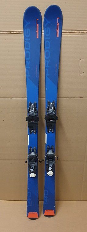 Elan Skis: Sommerangebot – Elan Prodigy 140cm – Gebraucht aus Mels von imkereibedarf-schwar