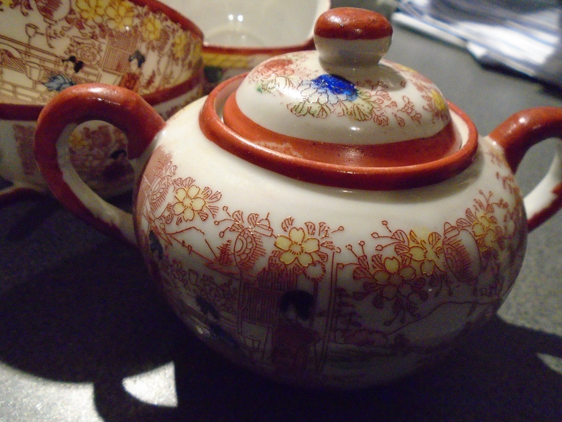 Geschirrsets: Teeservice Chinesisch, orange, farbige Bilder – Gebraucht aus Zürich von Motzkuh 3