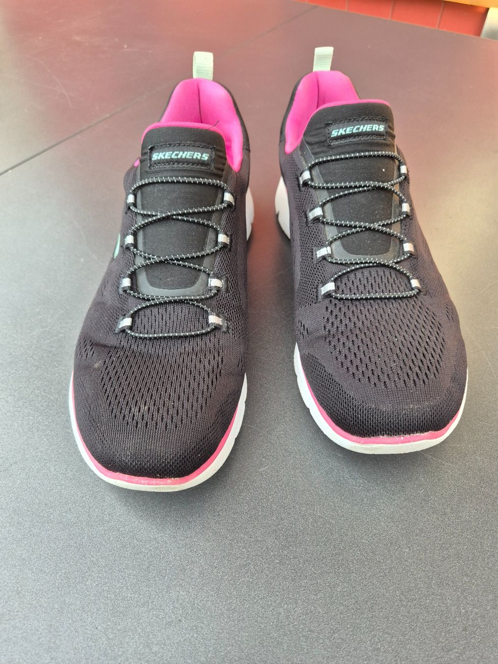 Skechers Scarpe da donna: Skechers Gr. 41 – Usato da Steinen venduto da sius21 1
