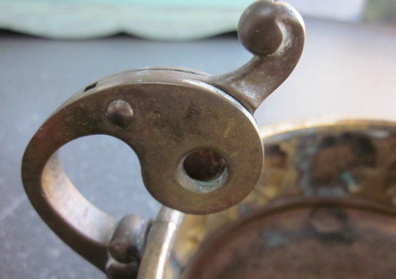 Pentole: Alter Zigarrenschneider mit Schale, Bronzefarben – Usato da Bischofszell venduto da raika 7