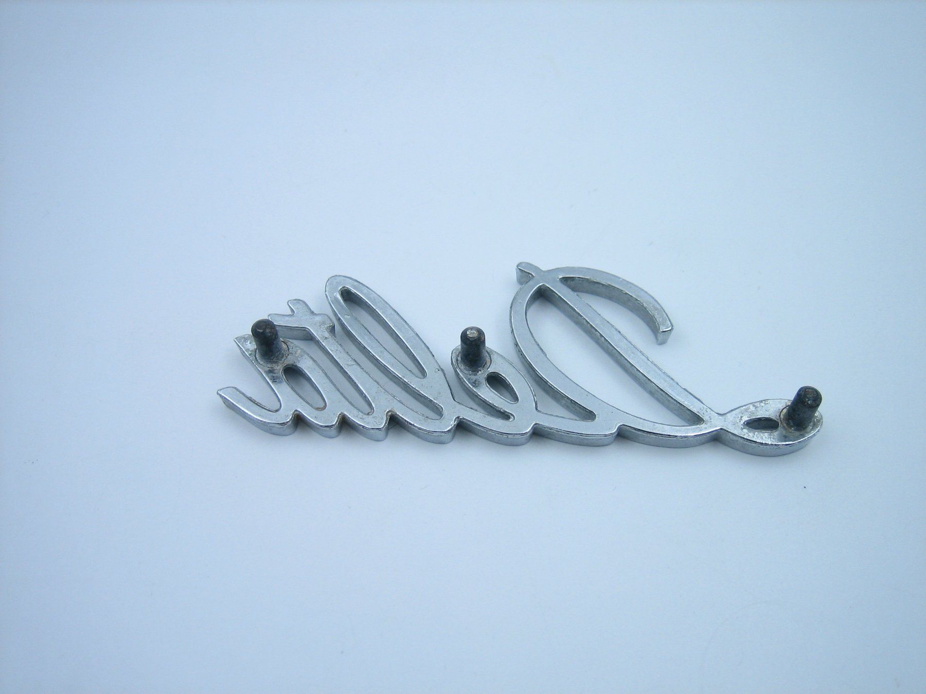 Oldsmobile Tutti pezzi di ricambio auto: Oldsmobile altes Autoemblem – Usato da Zürich venduto da Tomi118 2