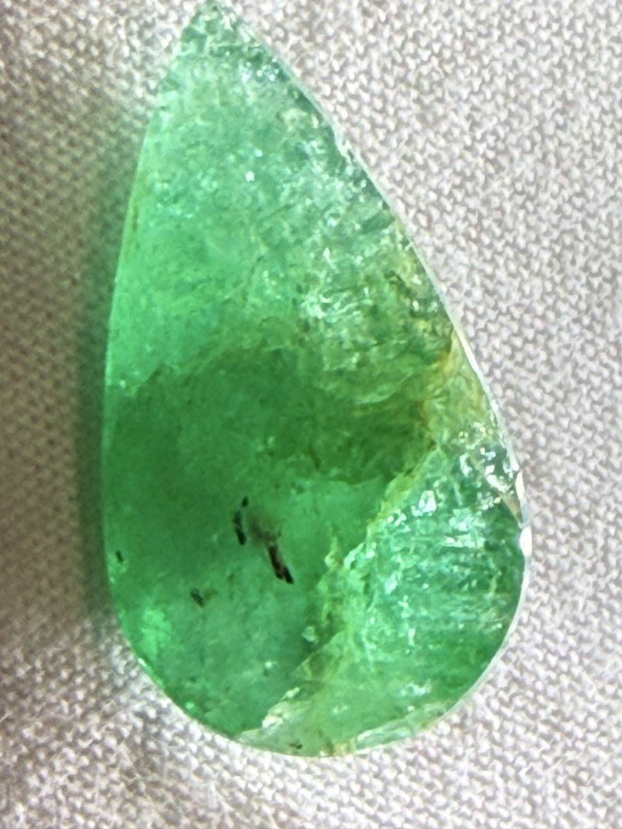 Pietre preziose: Smaragd Natural 8,5ct – Usato da Oberhof venduto da RealStone