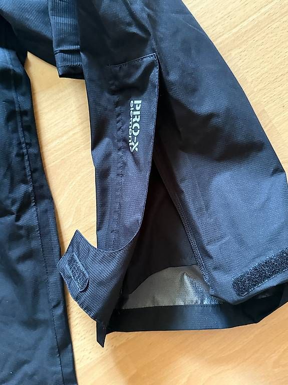 Pantalons: Regenhose Pro-X Elements Grösse 152 – D'occasion à Bern par gugga_73 2