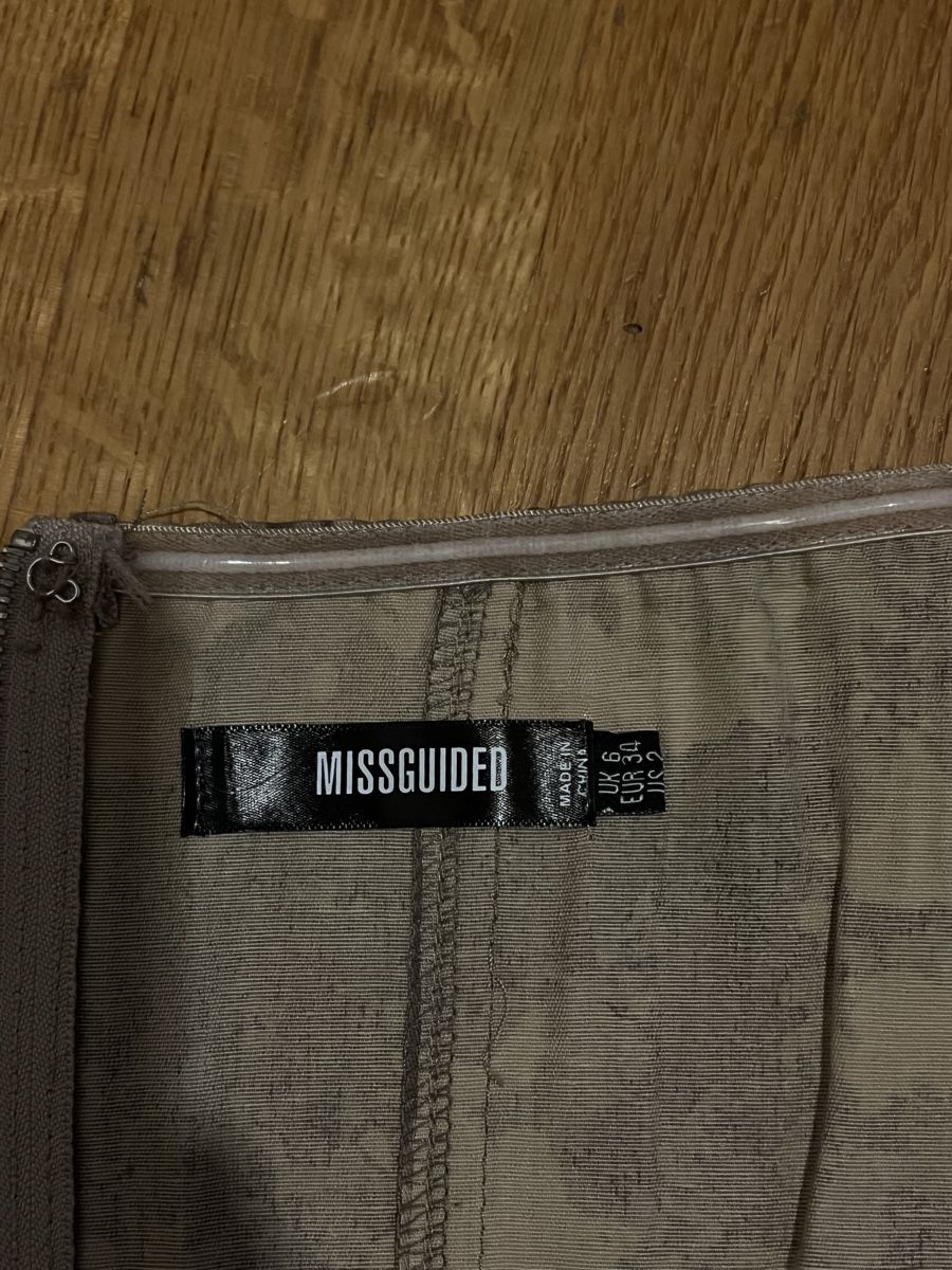 Top: Missguided Camouflage Top Gr. 34 – Usato da Schaffhausen venduto da tin_j7t6