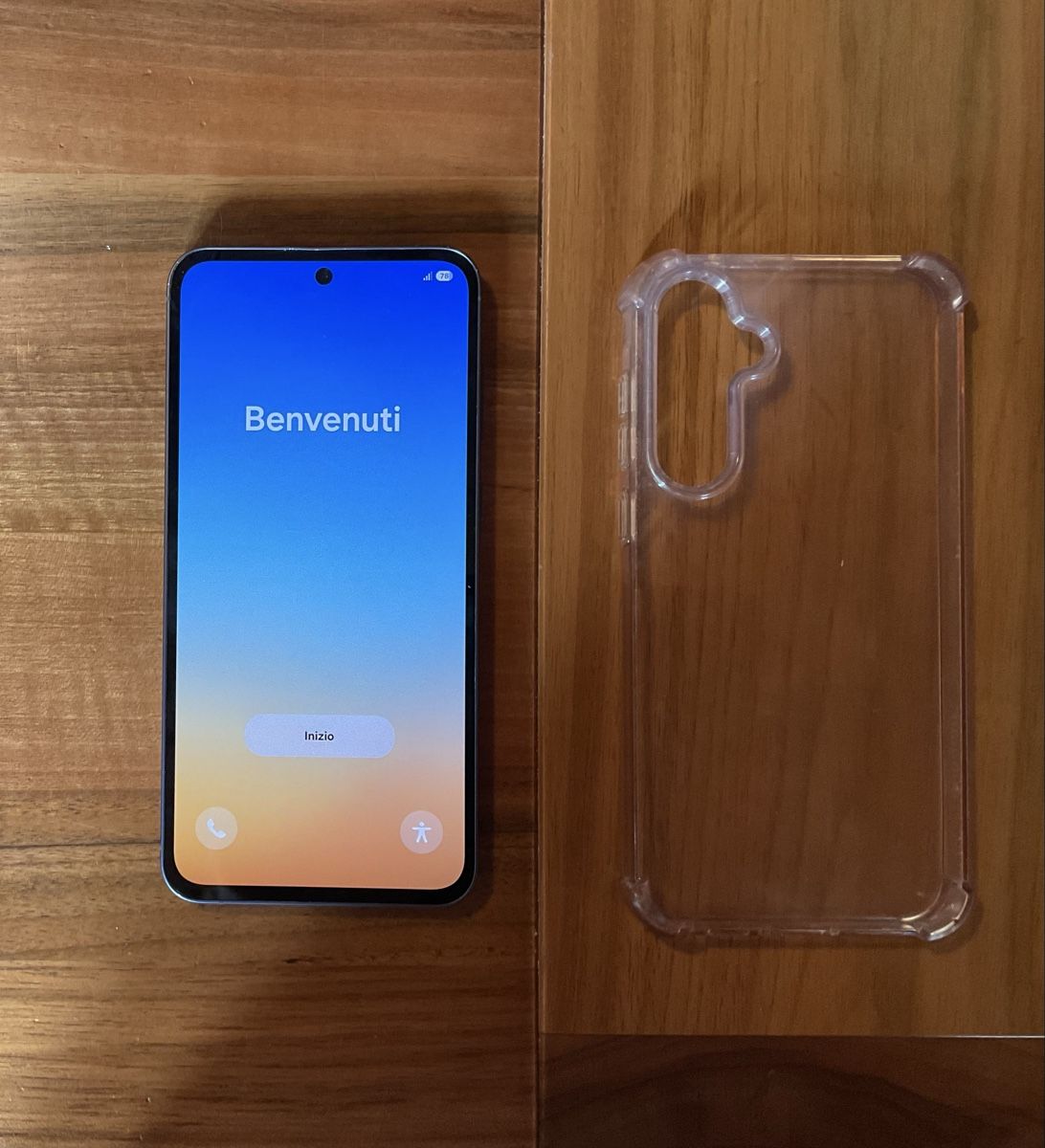 Samsung Telefoni cellulari / Smartphones: Samsung A55 – Usato da Grandvaux venduto da Robdou