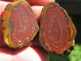 Koroit Opal Rough 2 Rubs 159.80Cts.