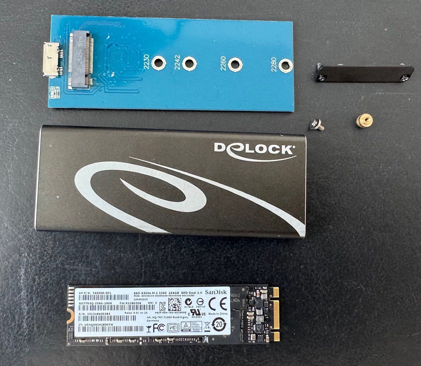 Dischi rigidi: Delock ext. SSD 256 GB – Usato da Hochdorf venduto da Antonio1