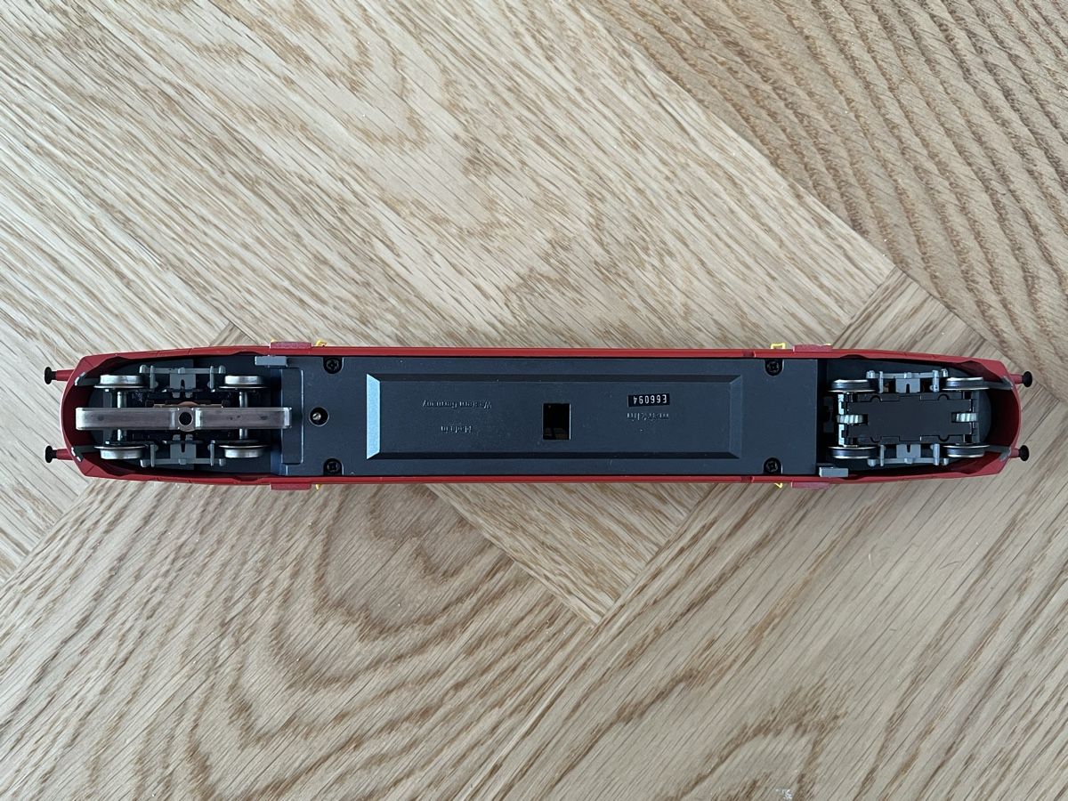 Märklin Modelleisenbahnen: SBB Roter Pfeil Märklin 3605 Ac – Defekt aus Basel von Re620_11627 5