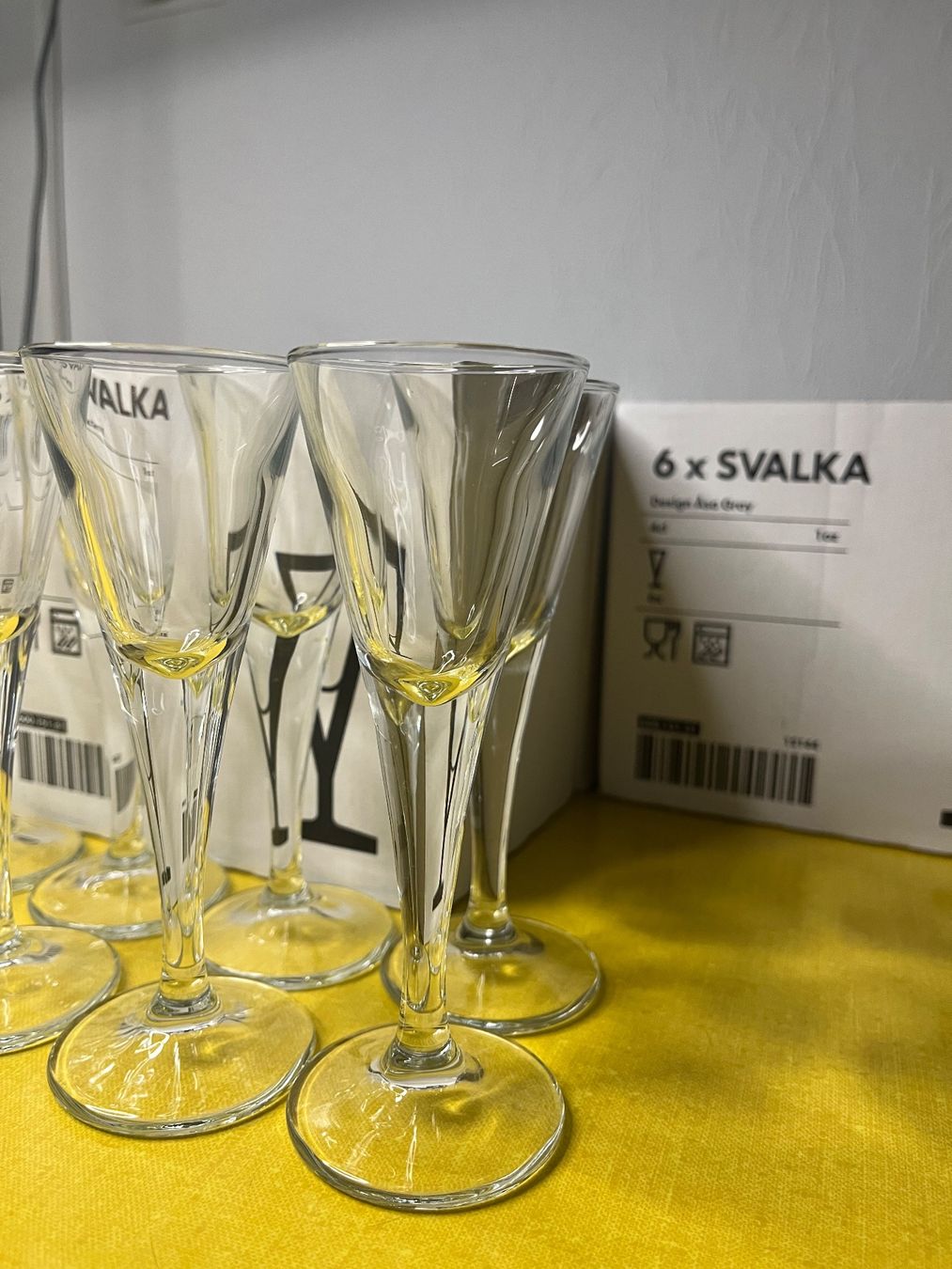 Ikea Bicchieri: 66 IKEA SVALKA Schnapsgläser – Usato da Brugg AG venduto da corkycanada 1