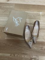 Christian Louboutin Escarpins T38.5 Nude Détails Argentés