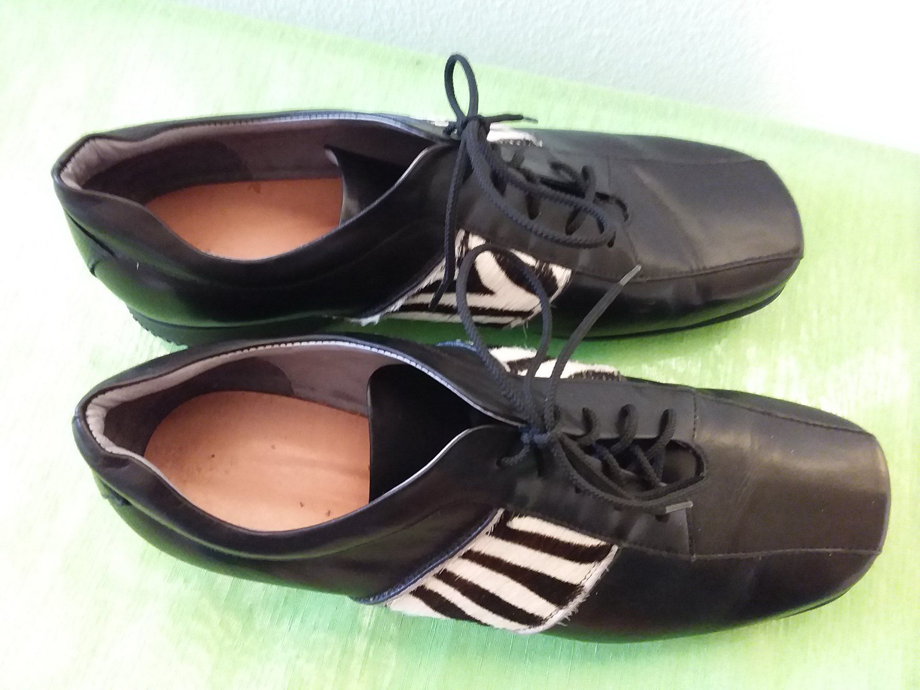 Damenschuhe: Leder Halbschuhe "Zebra design" Gr 39,5 – Gebraucht aus Uitikon Waldegg von Risibisi7 6
