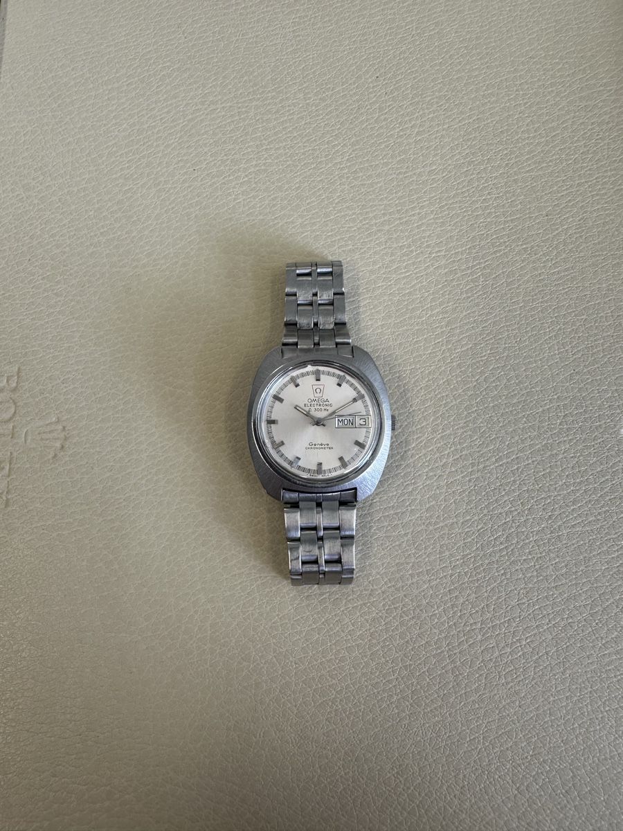 Omega Orologi: Omega Electronic F300 – Usato da Winterthur venduto da senn-ismaili 1