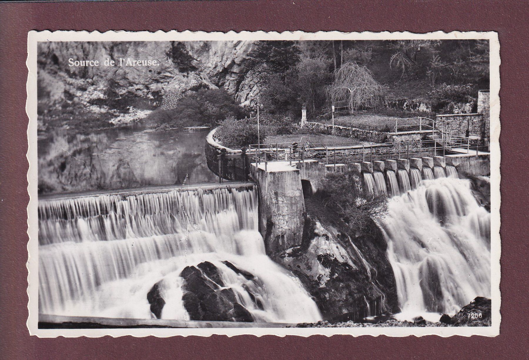 Cartes postales: Saint-Sulpice NE - Source de l'AREUSE – D'occasion à Pully par nicecards