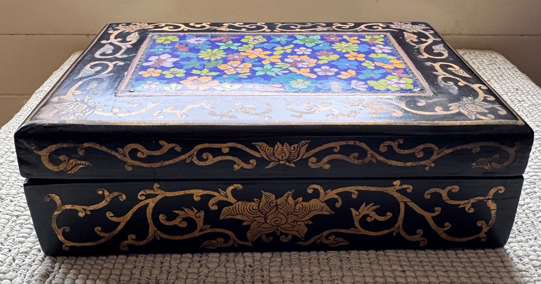 Barattoli: Antike chinesische Cloisonne Box Meiji Periode – Usato da Grabs venduto da Barbstucky 2