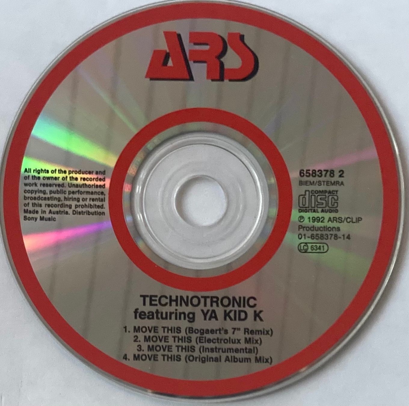 CDs: TECHTRONIC FEATURING YA KID K - MOVE THIS – D'occasion à Poliez-Pittet par Newtown-Records 1