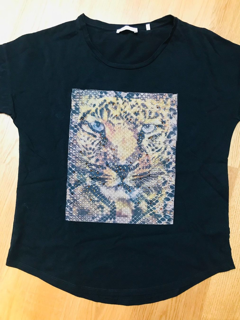 Rich & Royal T-shirt: T-shirt Rich & Royal – Usato da Unteriberg venduto da fae_2gz2