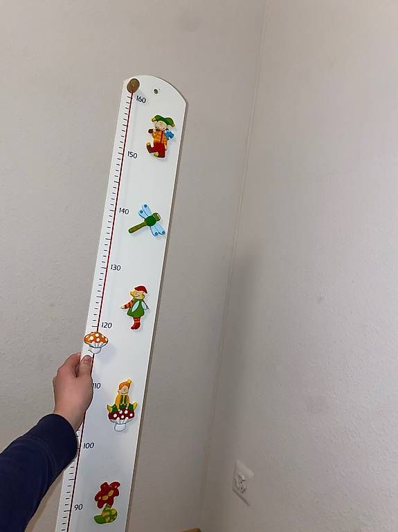 Tutte le decorazioni: Messlatte / Massstab für Kinder – Nuovo (secondo la descrizione) da Zürich venduto da Cleo234 3