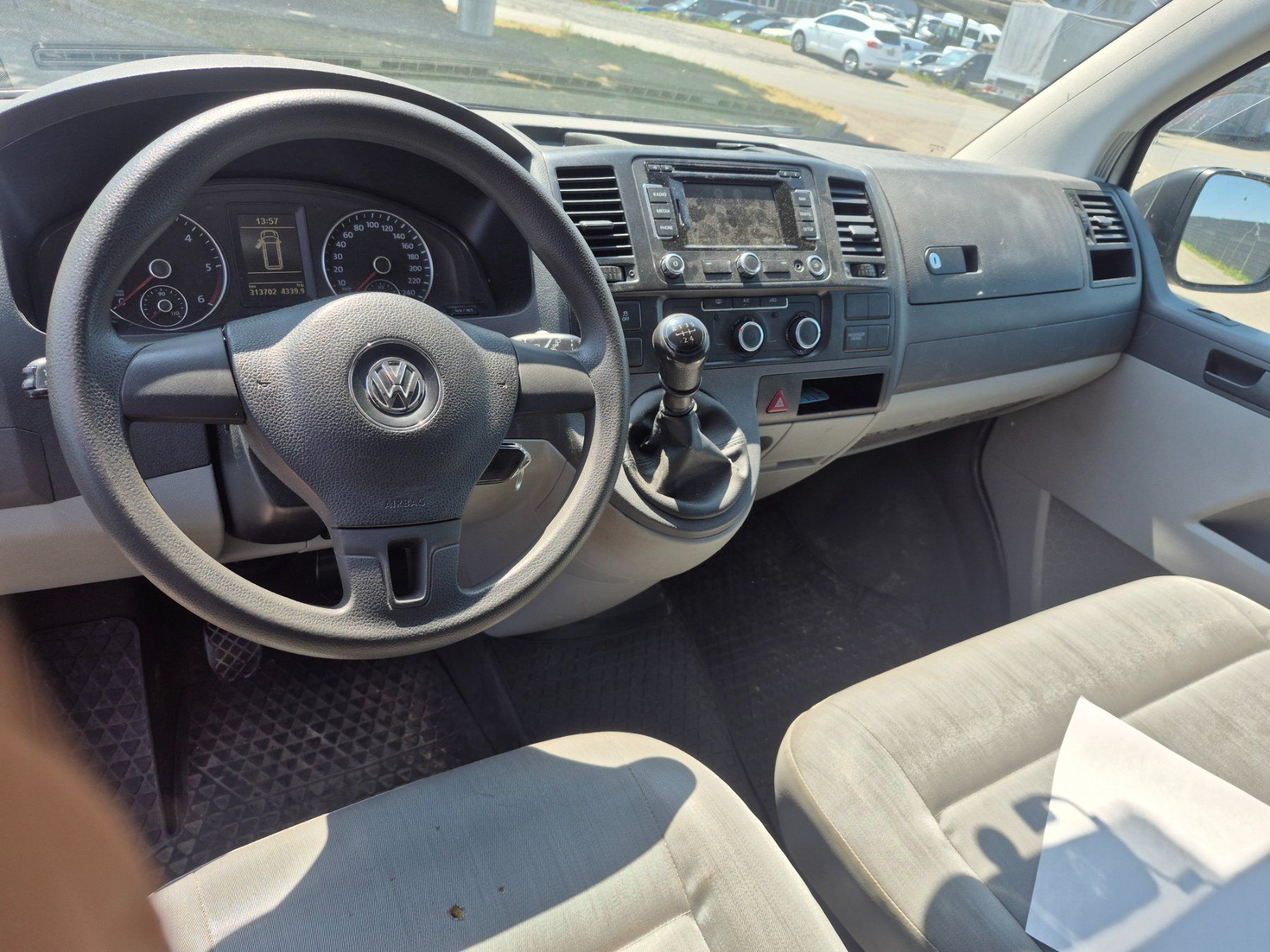 VW Nutzfahrzeuge: Volkswagen T5  2.0 AB MFK – Gebraucht aus St. Margrethen von Autozentrum1 7