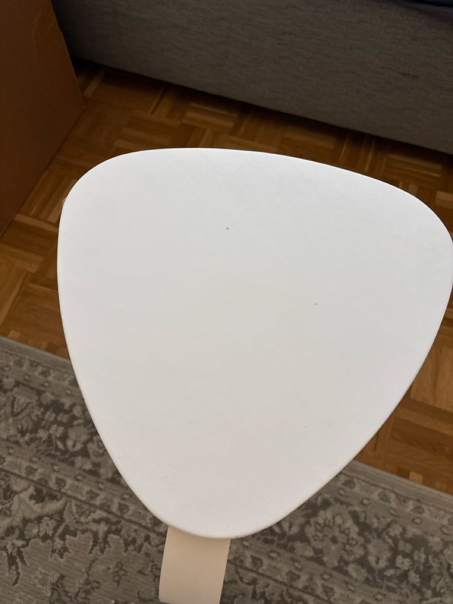 Ikea Sgabelli: Weisser Hocker von IKEA, super Zustand – Usato da Luzern venduto da lil_zd5g 1