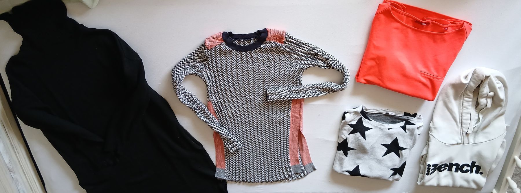 Kleiderpakete: Pullover Kleiderset S – Gebraucht aus Frauenfeld von Desis