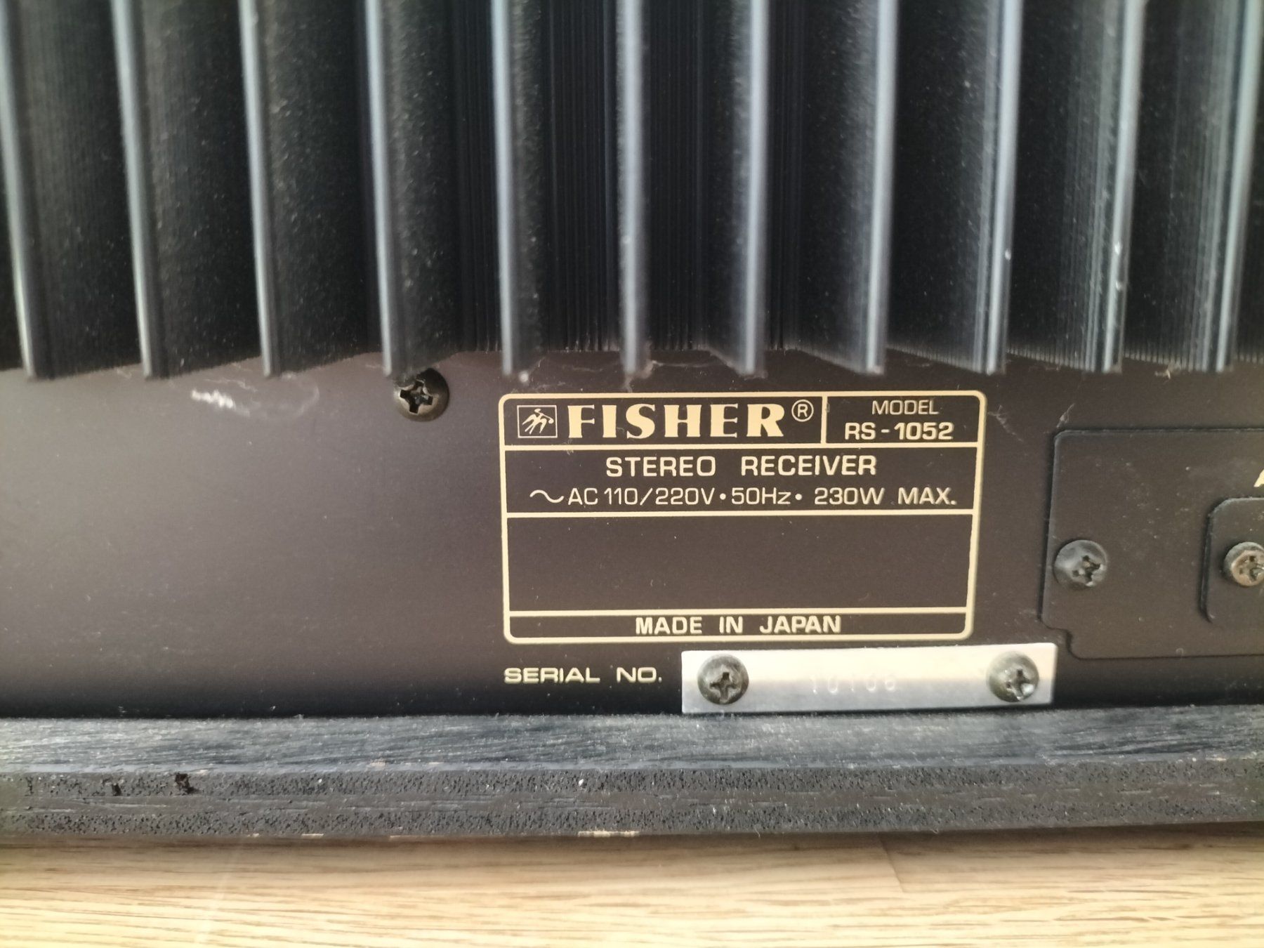 Ricevitori: Studio Standard By FISHER. Stereo Receiver RS-1052 – Usato da Luzern venduto da ces_xt2k 3