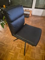 Designerstuhl in Schwarz