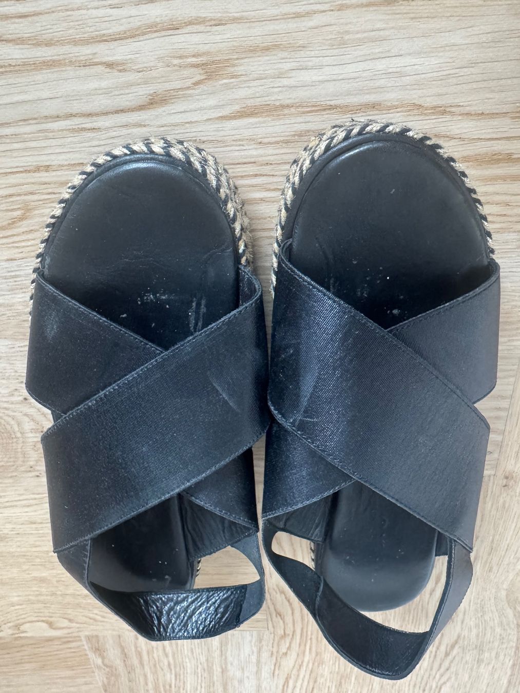 Chaussures femmes: SANDALE INUOVA  GR. 38 – D'occasion à Walperswil par So1me25 1