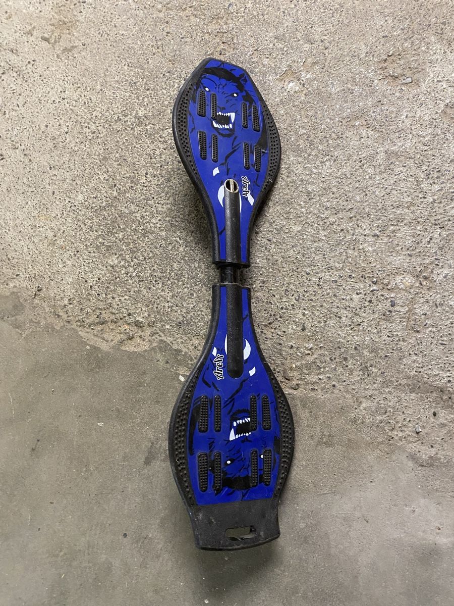 Skateboards: Waveboard Arely blau schwarz – Usato da Luzern venduto da liv_6vvc