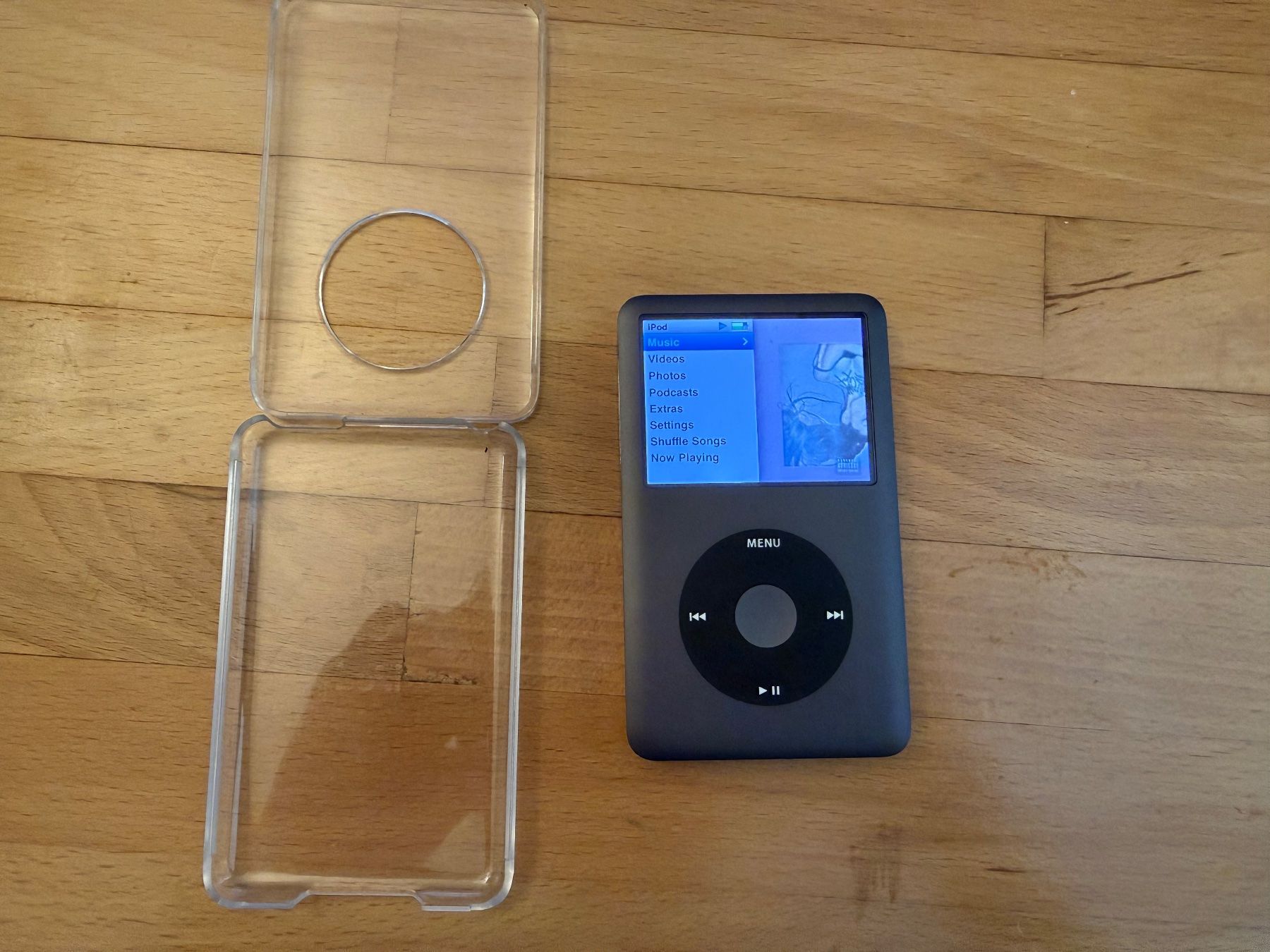 Apple Tragbarer Mediaplayer: iPod Classic SSD 160gb, new battery – Gebraucht aus Winterthur von tha_5l7s