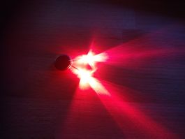 LED Diode 5mm weiss rot 3000-4500mcd 2-2.2Volt 20x